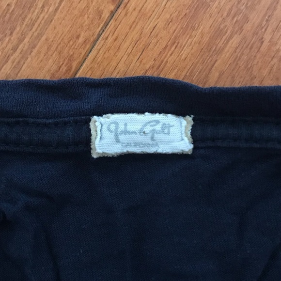 Brandy Melville aleena top navy w 2 white stripes - Picture 2 of 3